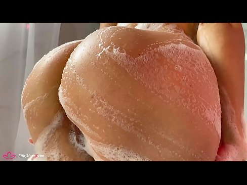 ❤️ La morena es masturba el cony amb un vibrador fins a un orgasme intens a la dutxa ❤️❌ Vídeo sexual al ca.sexuria-net.ru ❌