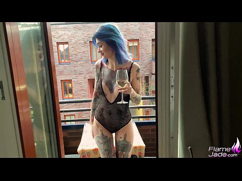 ❤️ Una noia tremenda xuclant amb un glop i follant apassionadament sota el cel obert ❤️❌ Vídeo sexual al ca.sexuria-net.ru ❌